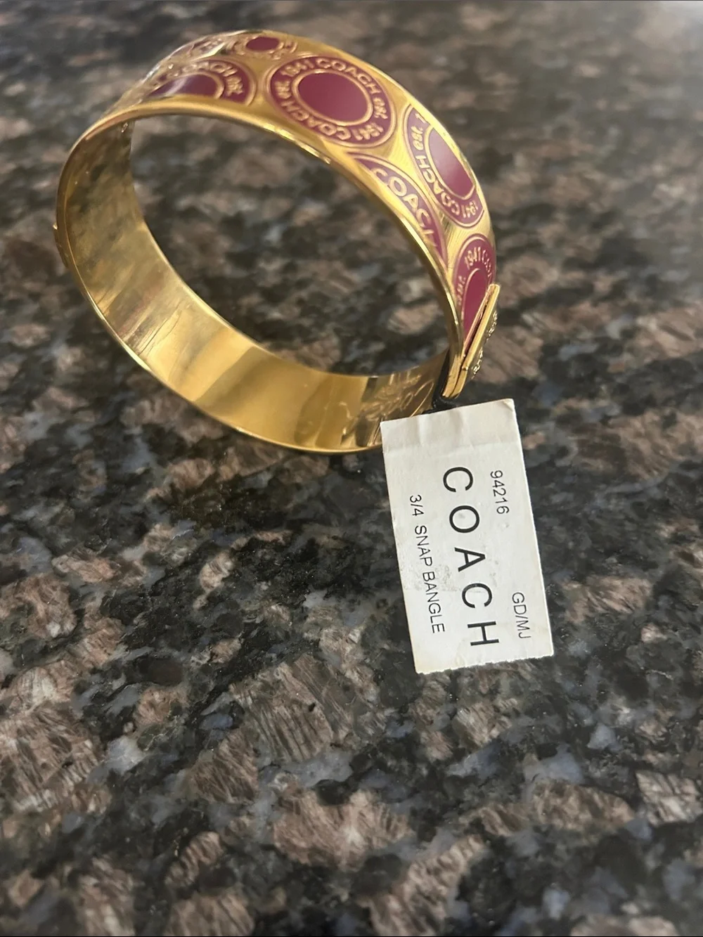 COACH 3/4 SNAP BANGLE BRACELET MAROON & BLACKNWT